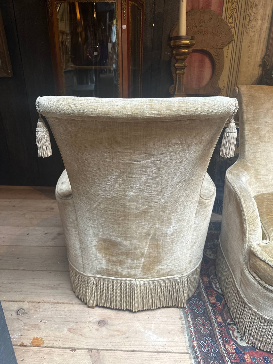 2 velvet armchairs