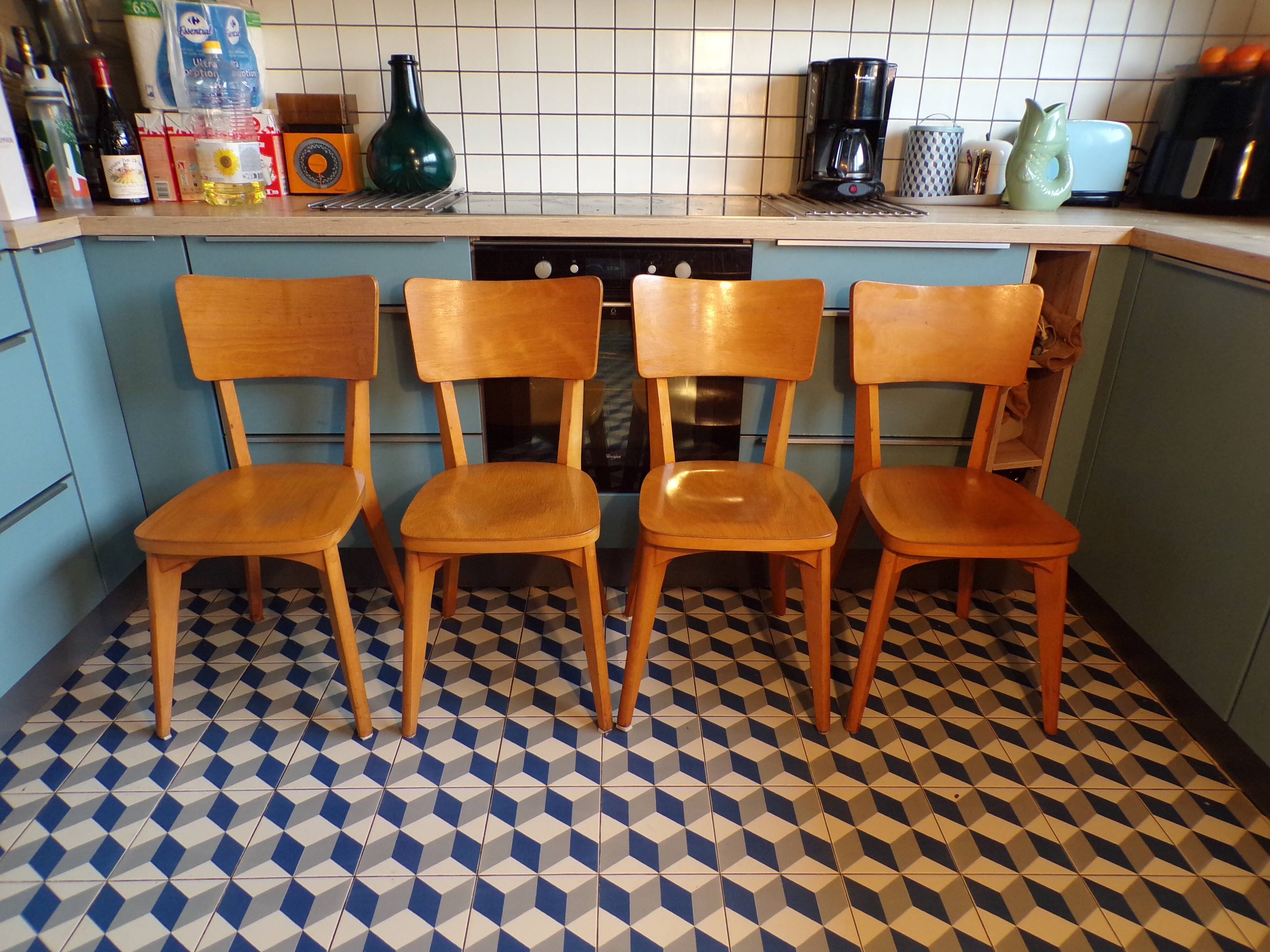 4 chaises de bistrot Monobloc Luterma
