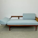 Daybed FD451 par Peter Hvidt & Orla Mølgaard-Nielsen pour France & Son
