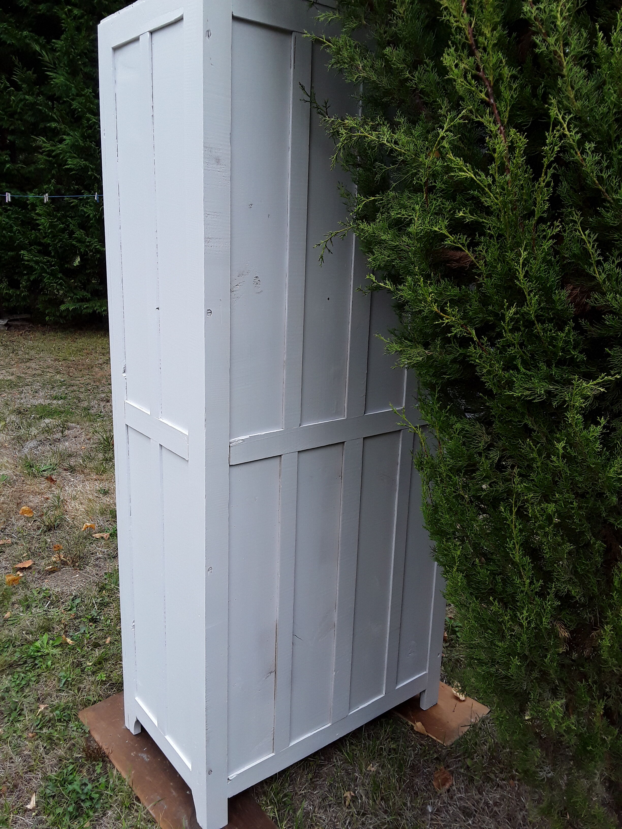 Paris wardrobe white gray