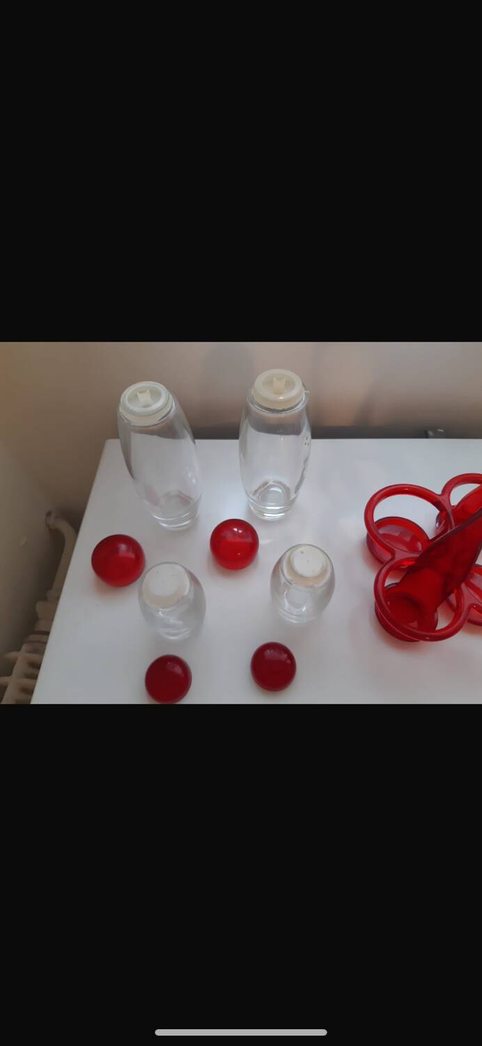 Guzzini oil/vinegar/salt/pepper set made in italy