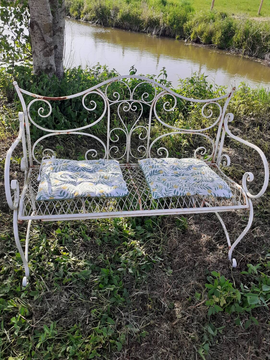Old bench