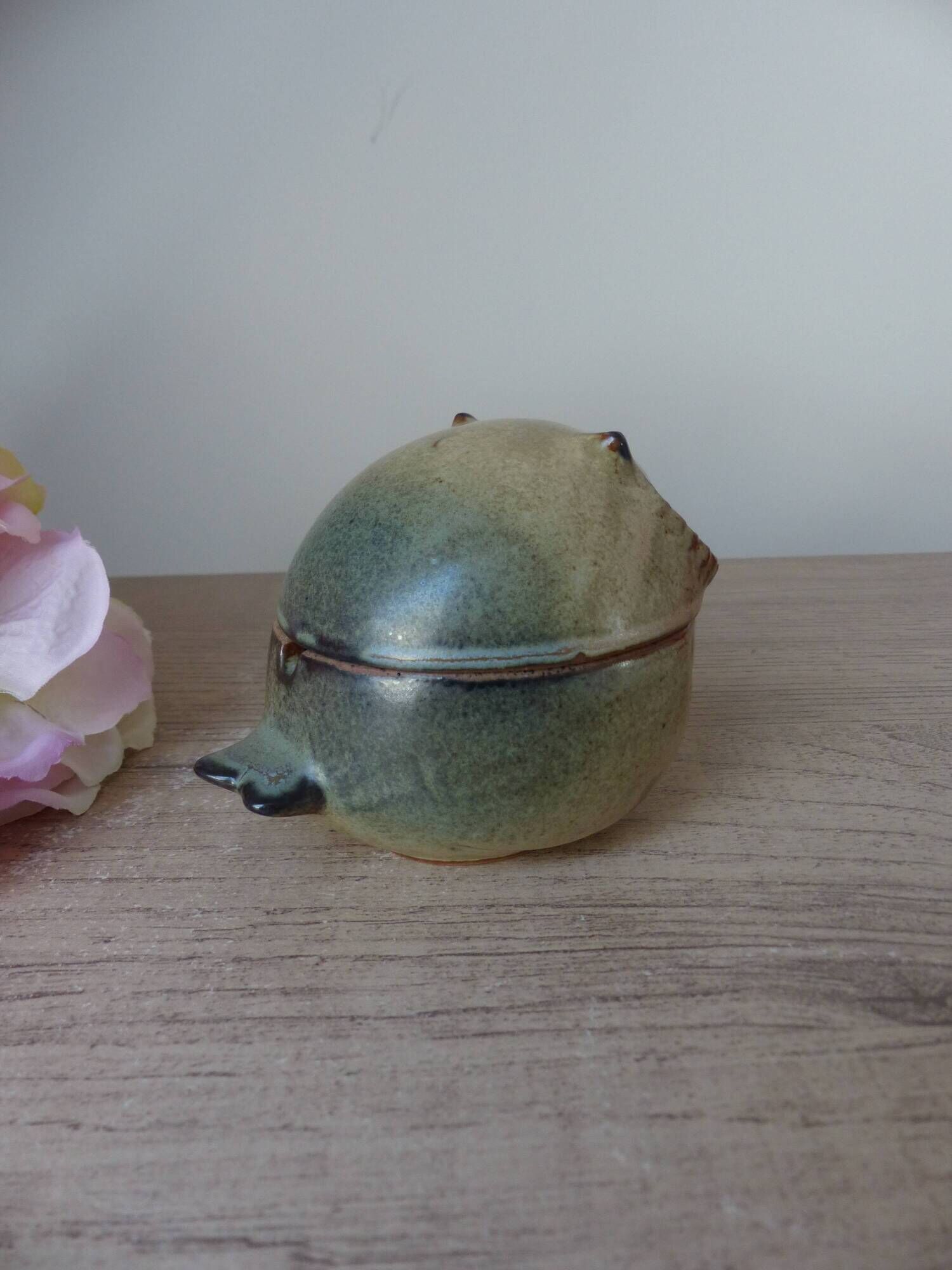 Vintage Japanese pottery owl sugar bowl 1970, zoomorphic owl sugar box