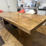 Table en bois de Molave