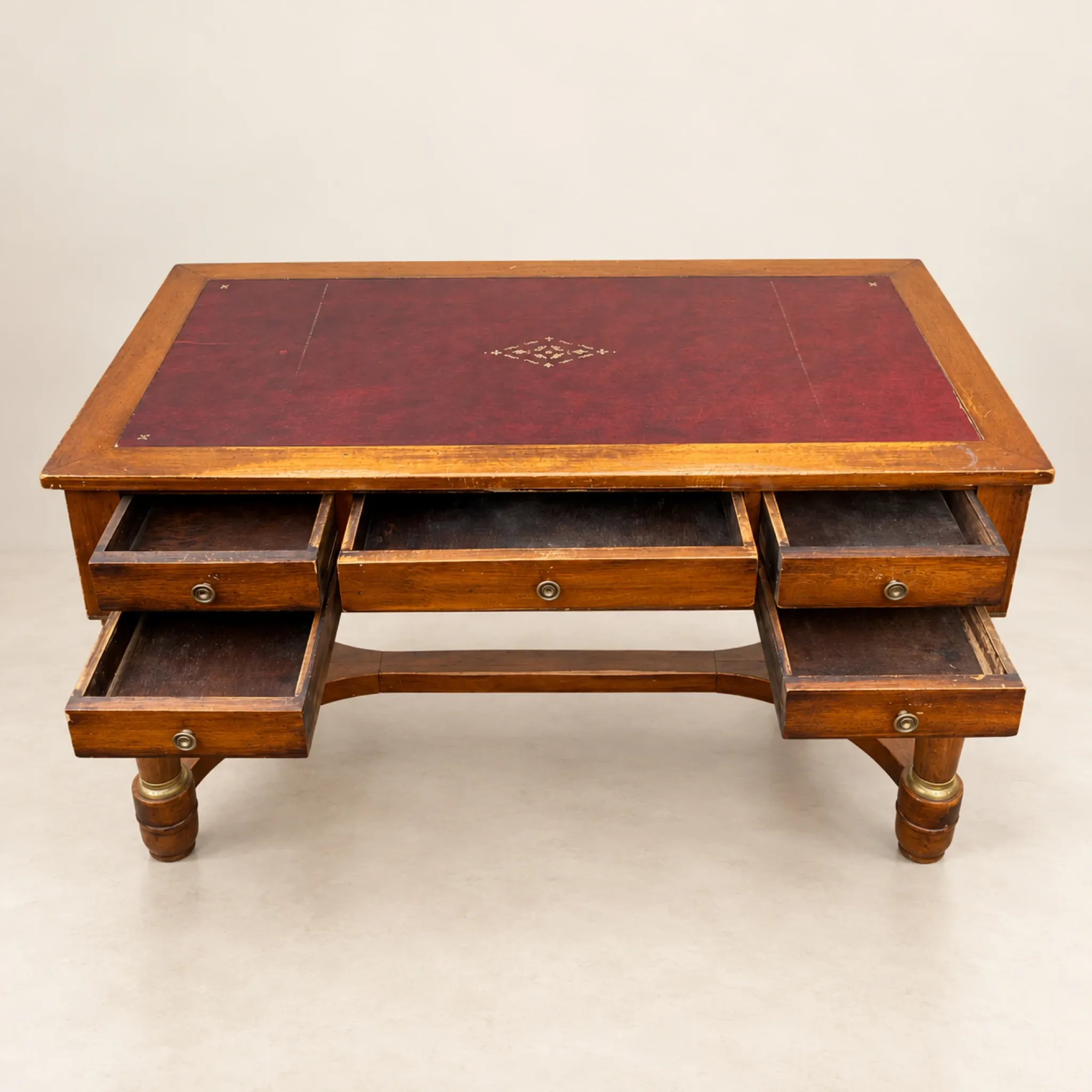 French bureau from the 19th century, Empire style in mahogany, leather with extensions.