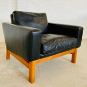 VINTAGE MID-CENTURY POUL M. VOLTHER  LEATHER AND OAK LOUNGE CHAIR 1960,s