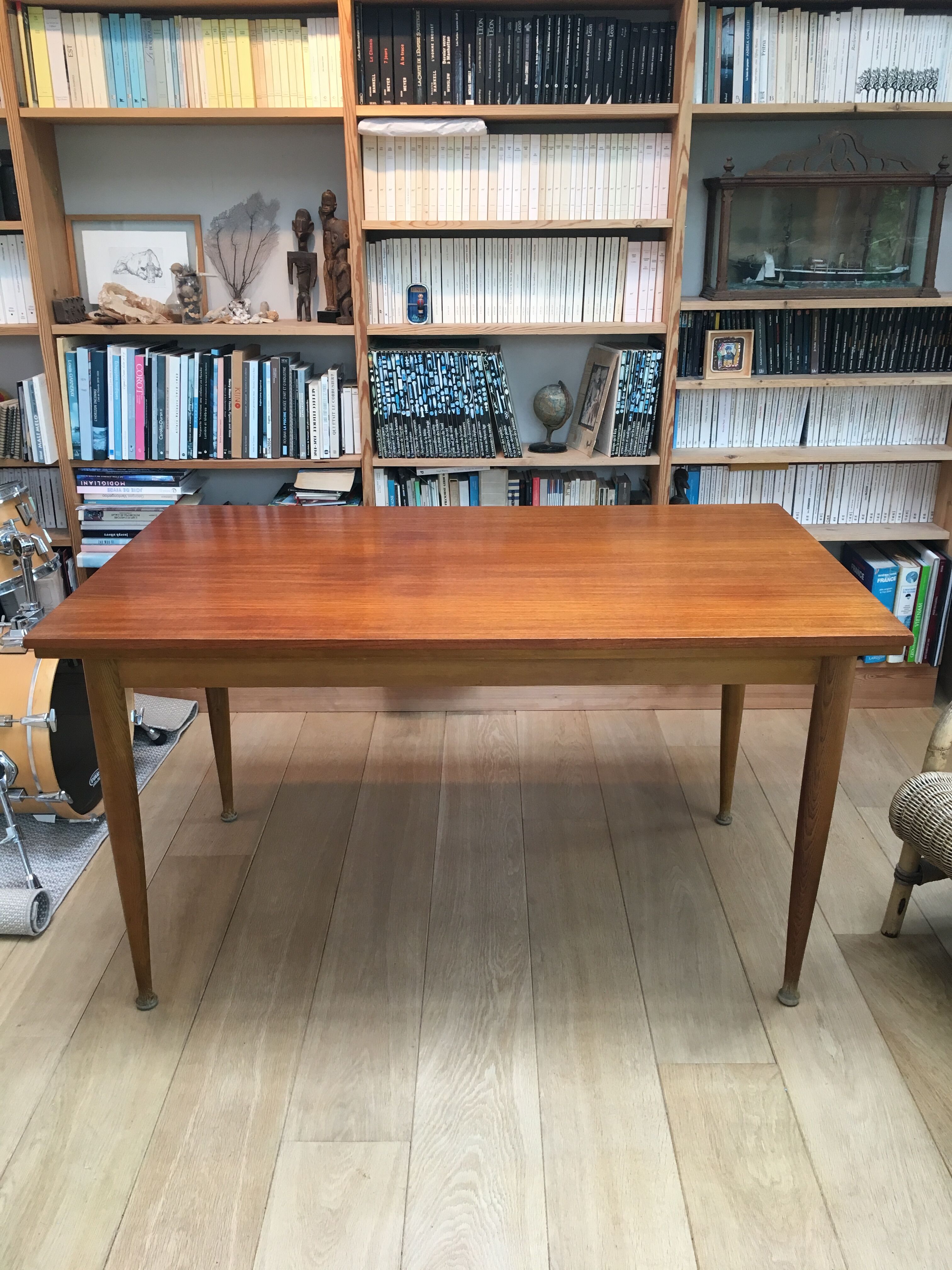 Teak dining table with compass feet, 4-6 people