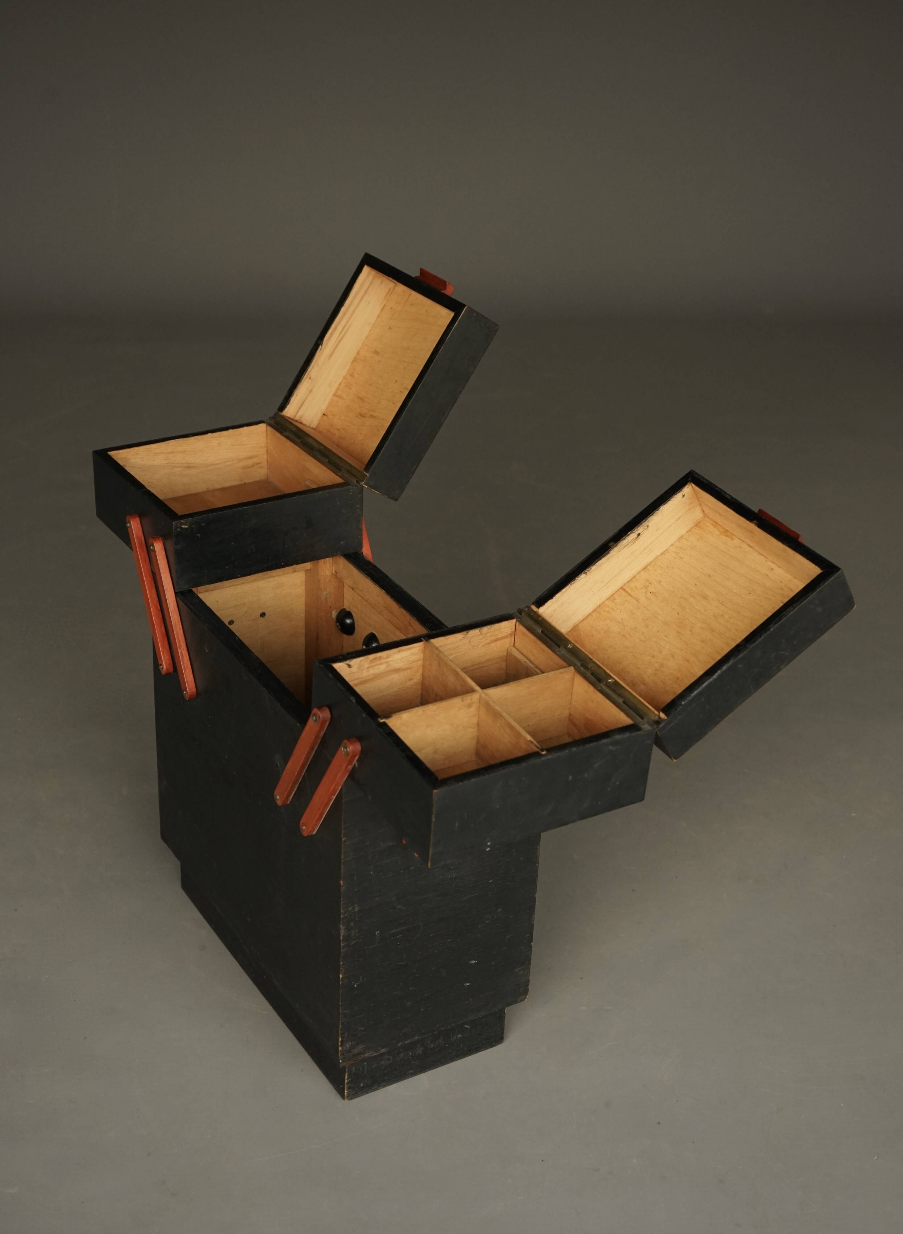 Dutch modernist sewing cabinet. 1930s.