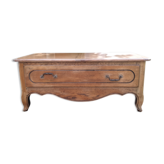 Coffee table, bar.