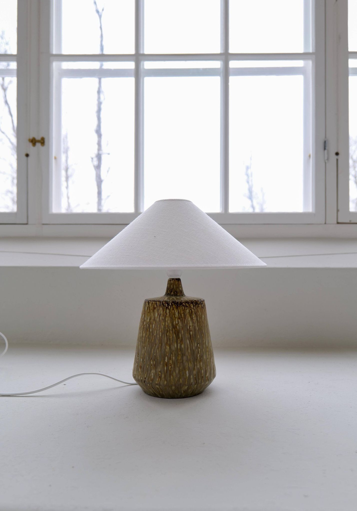 Mid-century ceramic table lamp in earth tones by Gunnar Nylund, Rörstrand, Sweden.