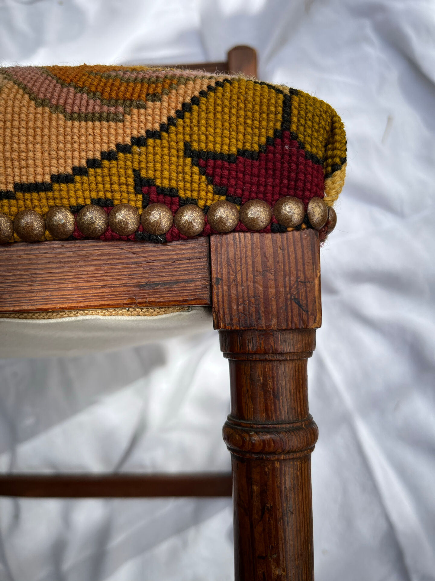Antique corner chair