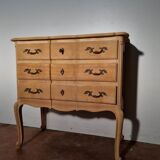 Crossbow chest of drawers with writing
