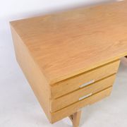 Bureau en chêne modèle EP-401 par Kai Kristiansen et Eigil Pedersen des années 1960