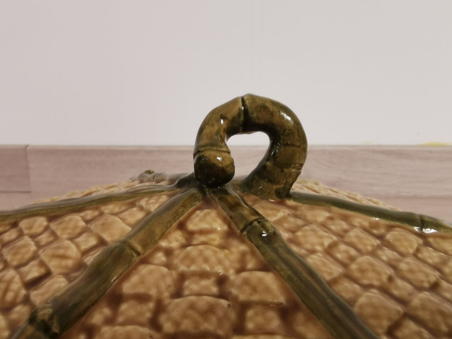 Vintage ceramic jewelry box