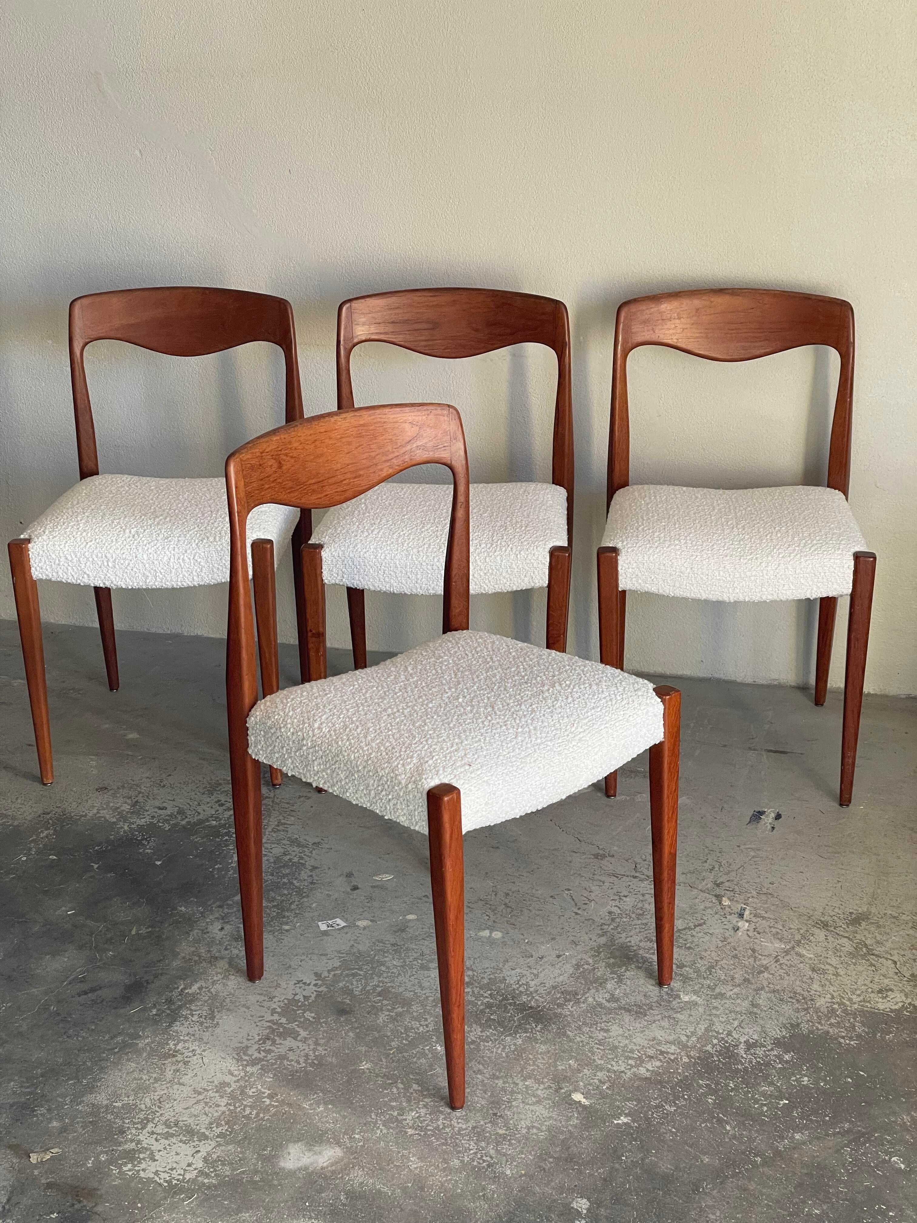 4 chairs