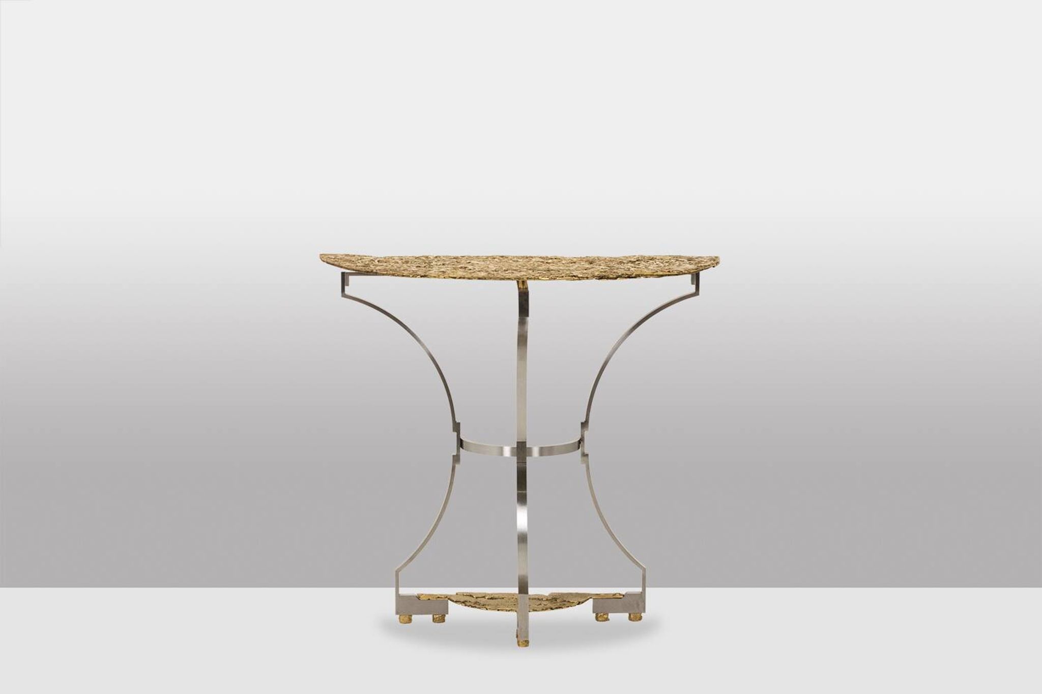 Paire de consoles contemporaines en métal et fonte de bronze