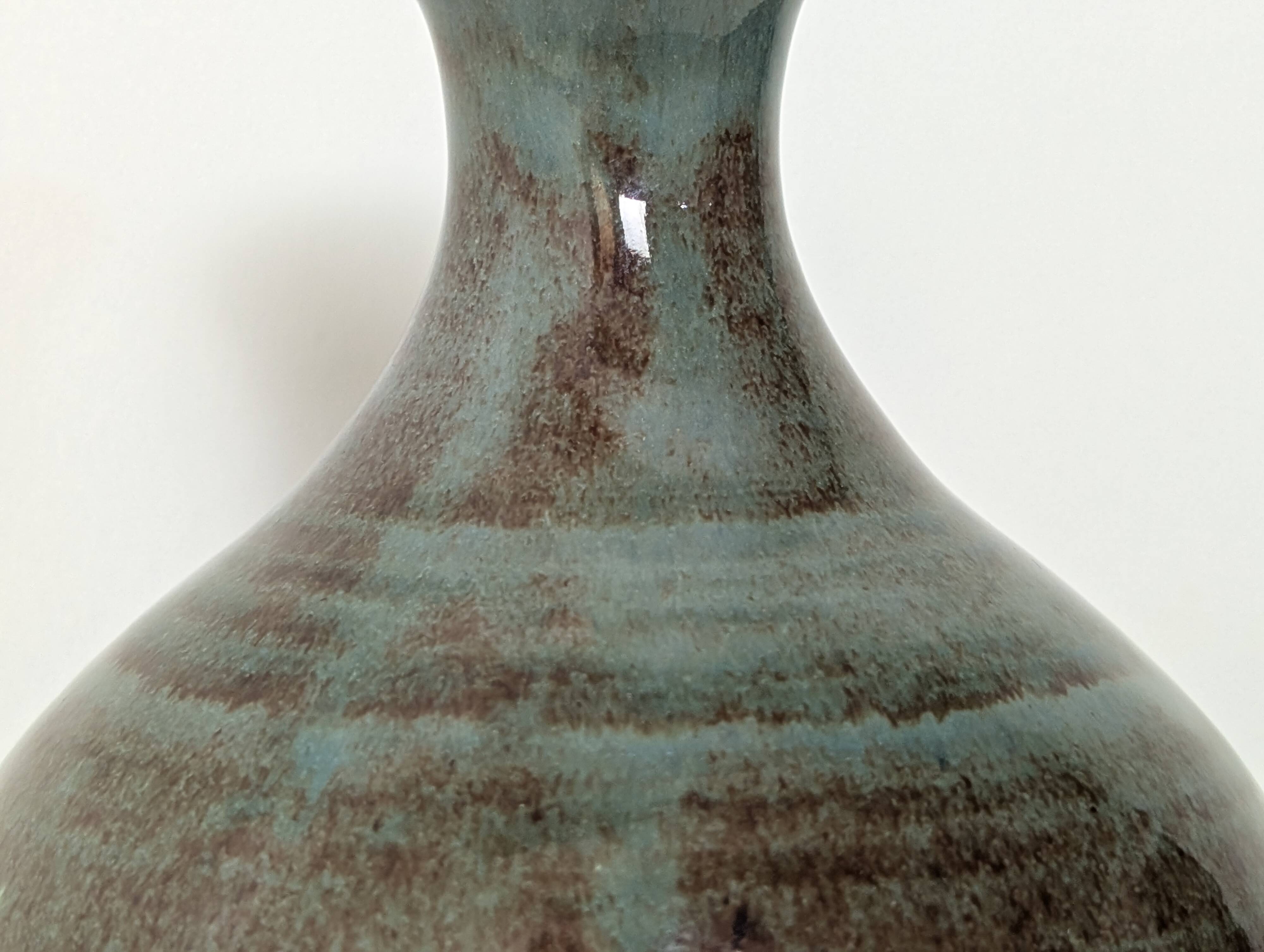 Ceramic vase