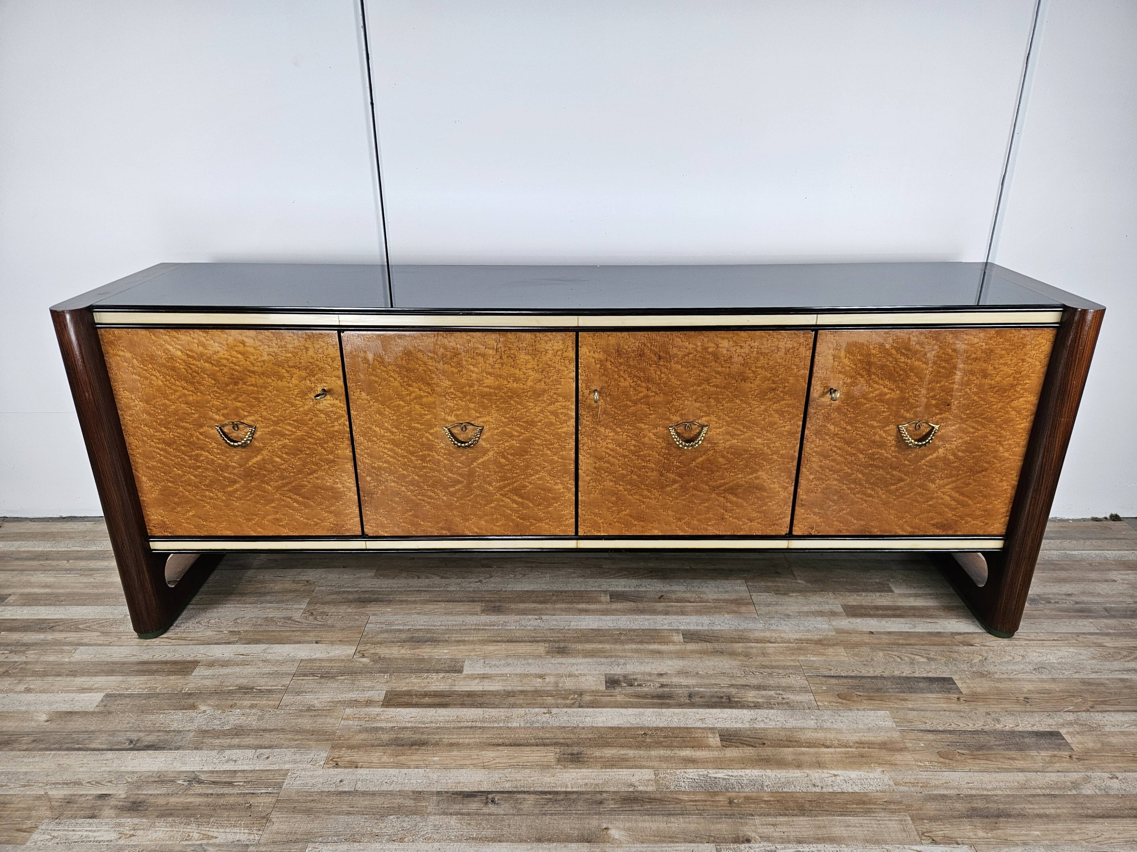 Art Decò Sideboard in Mahogany and Maple with Black Glass and Brass Finishi