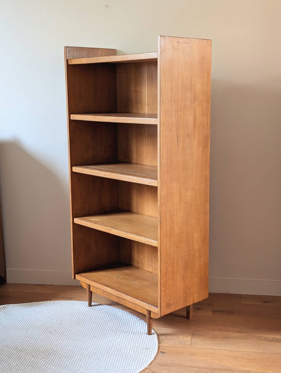 Vintage Danish Scandinavian design bookshelf.