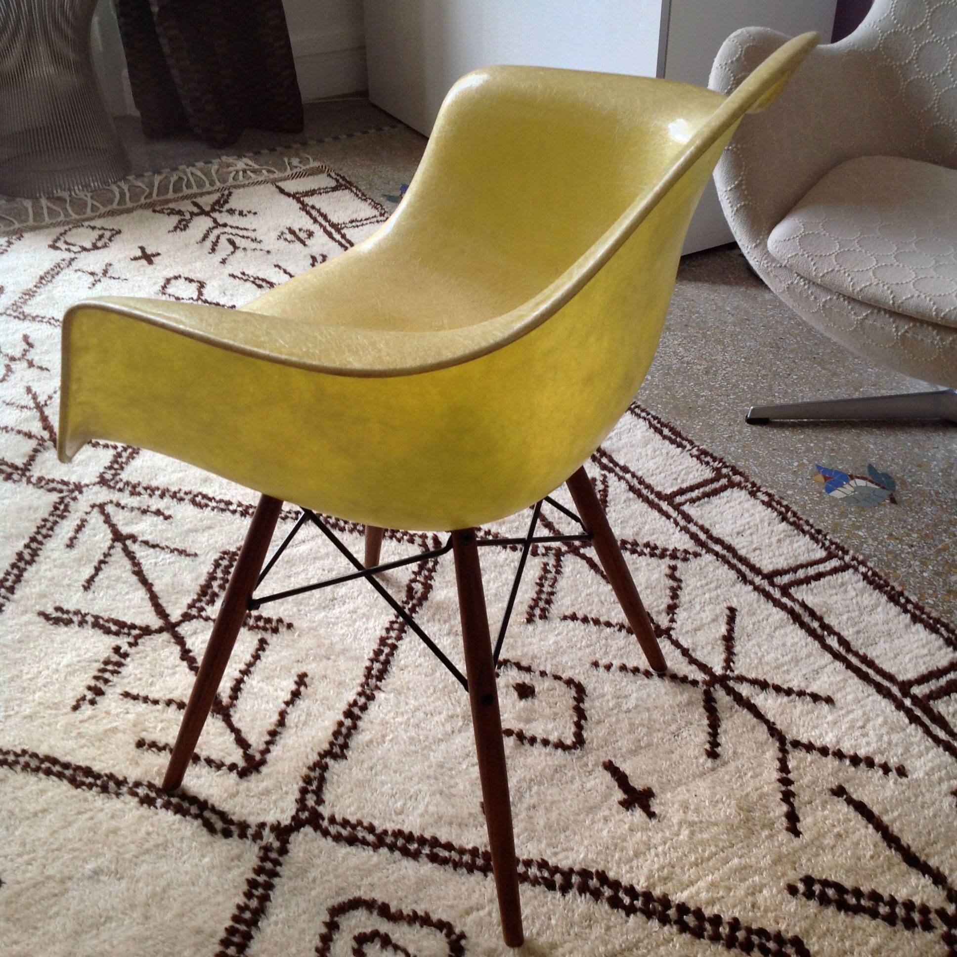 CHARLES EAMES _ ZENITH ARMCHAIR EDITION