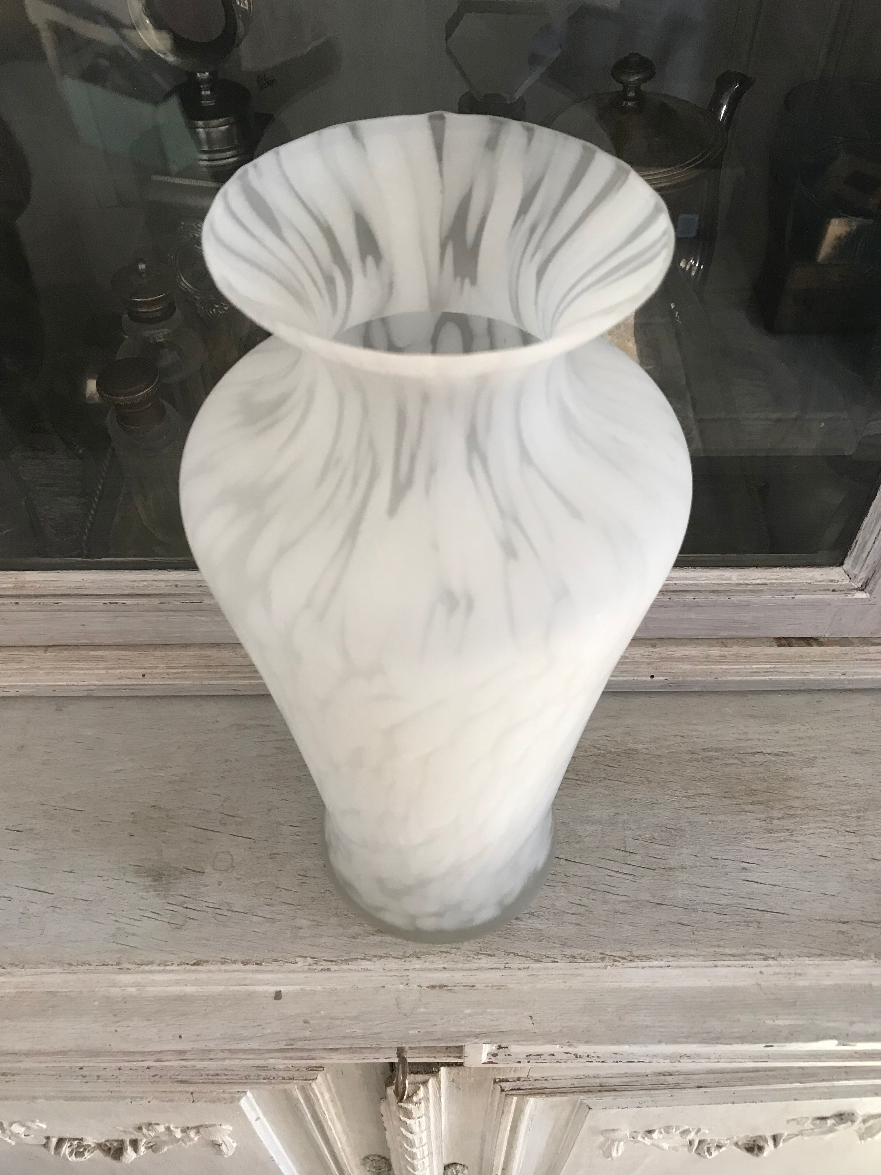 Vase verre de Clichy