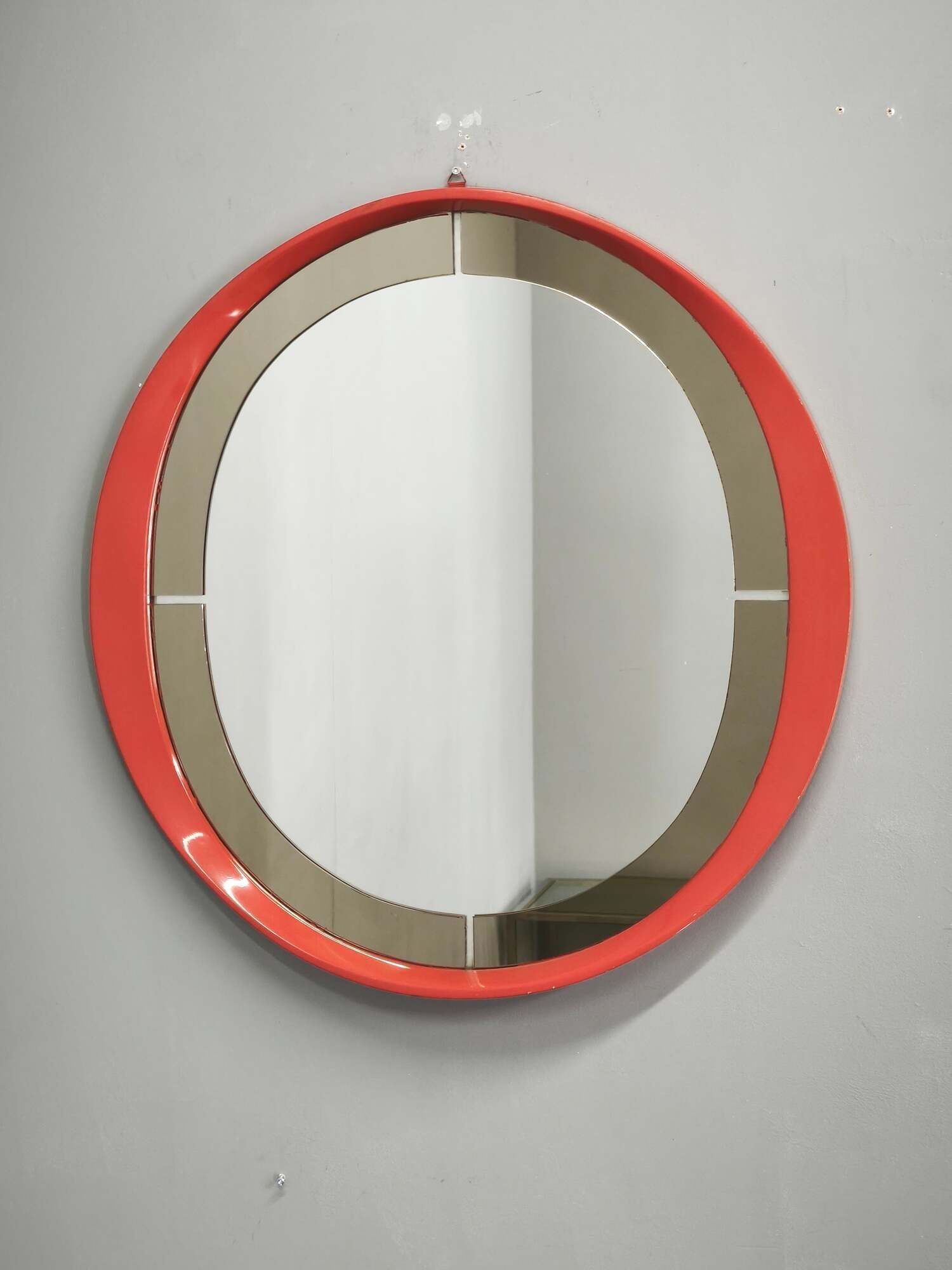1970s Italian Space Age Red Lacquer and Smoked Glass Round Mirror