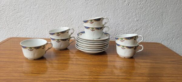 ​8 tasses et soucoupes Bernardaud Limoges, circa 1900-1920