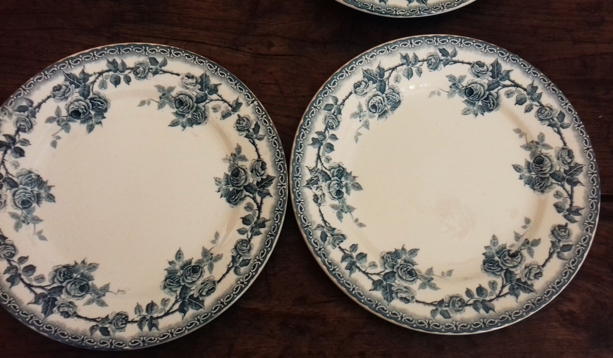 Lot 12 Flat Plates Iron Land Choisy the King Roses Blue Boulenger