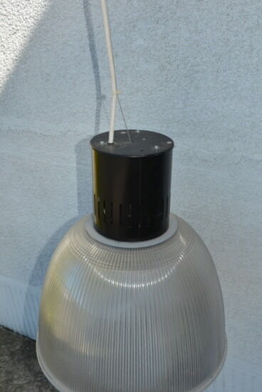 Industrial suspensions, lights, lamps