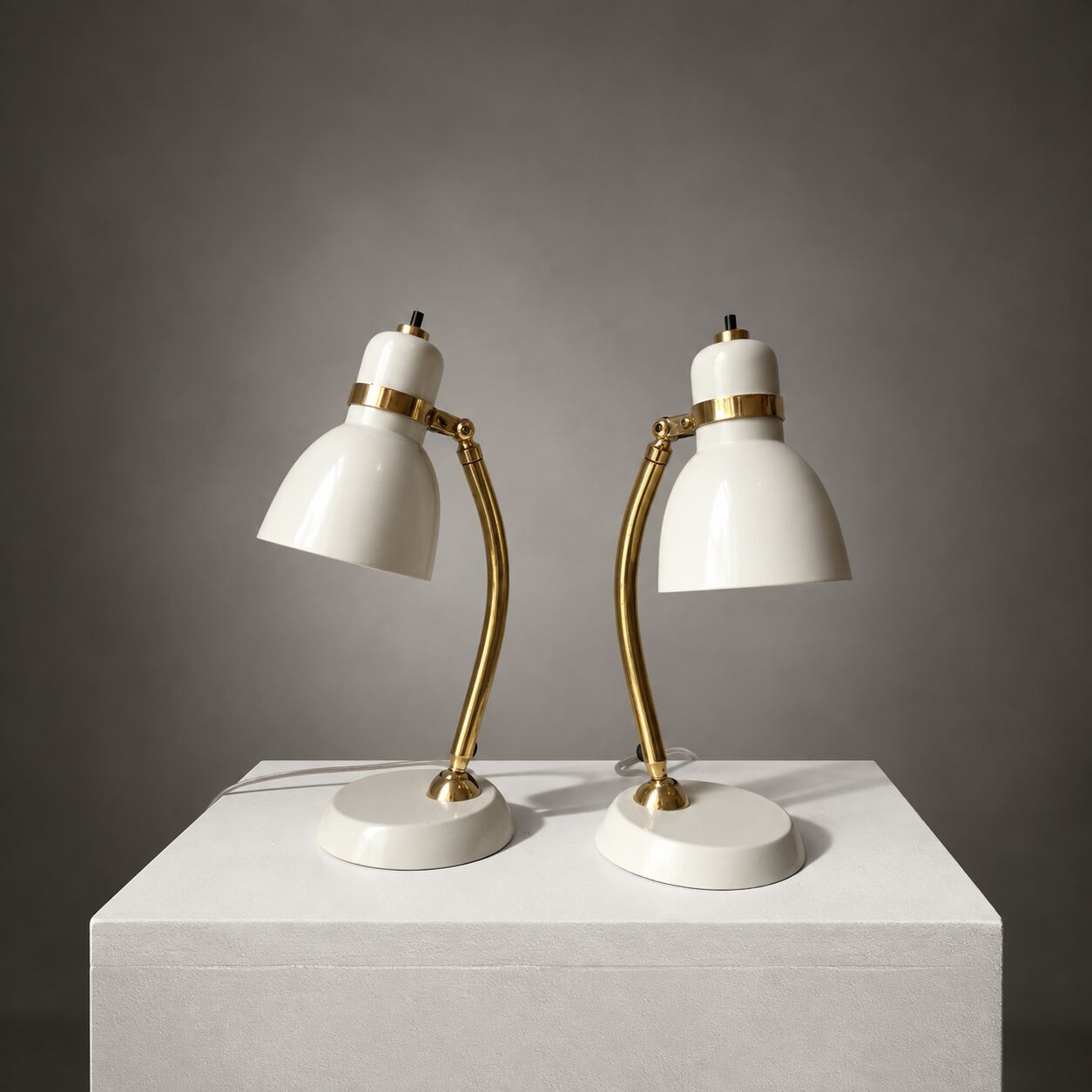 Pair of Norwegian desk lamps, attributed to Høvik Verk Norway.
