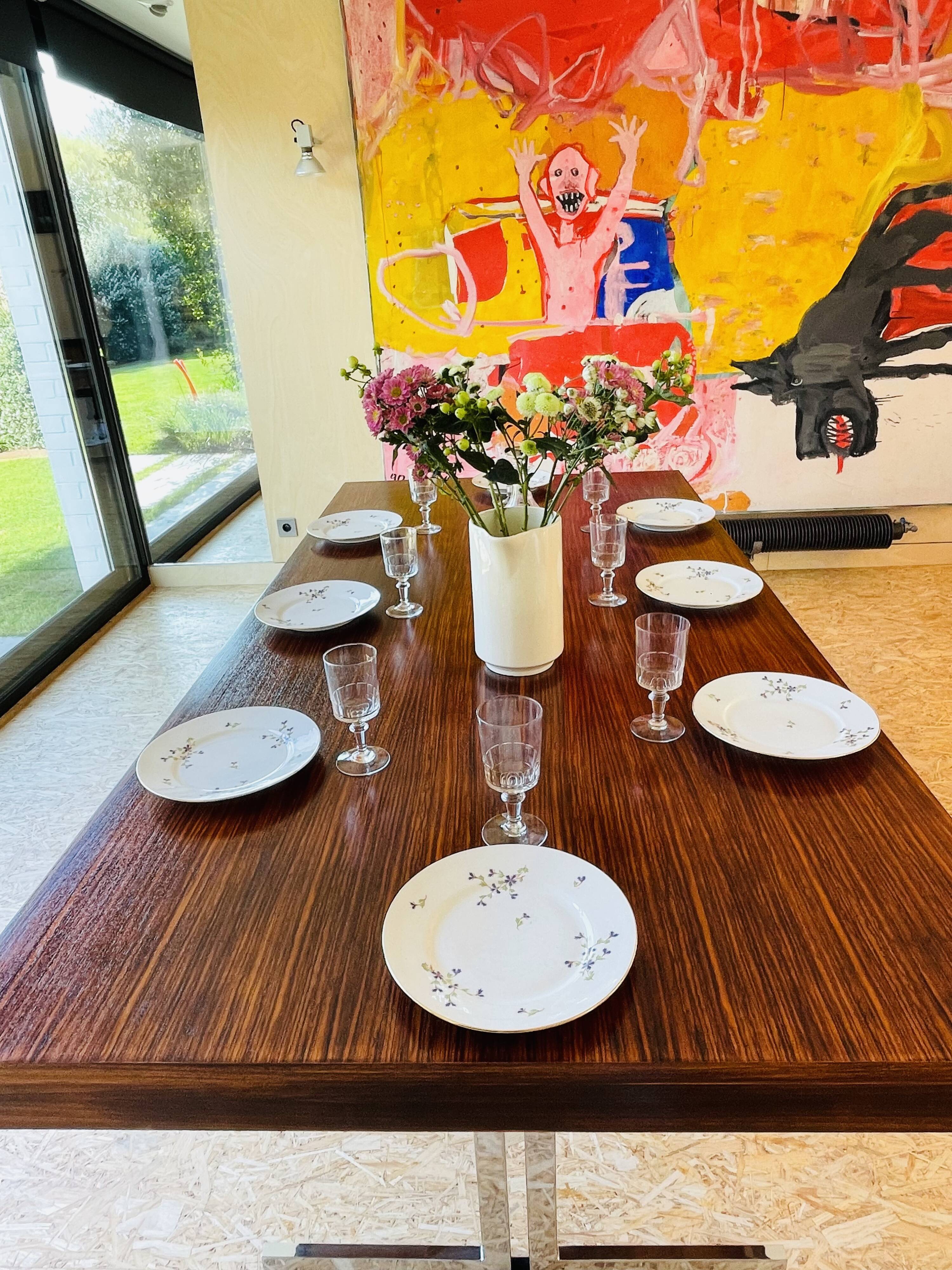 Desk that can serve as a dining table.