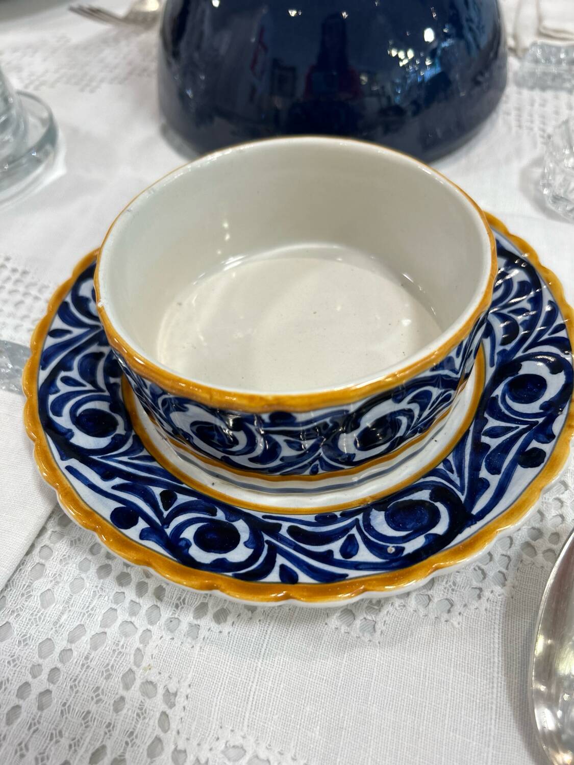 HB Quimper round sauceboat