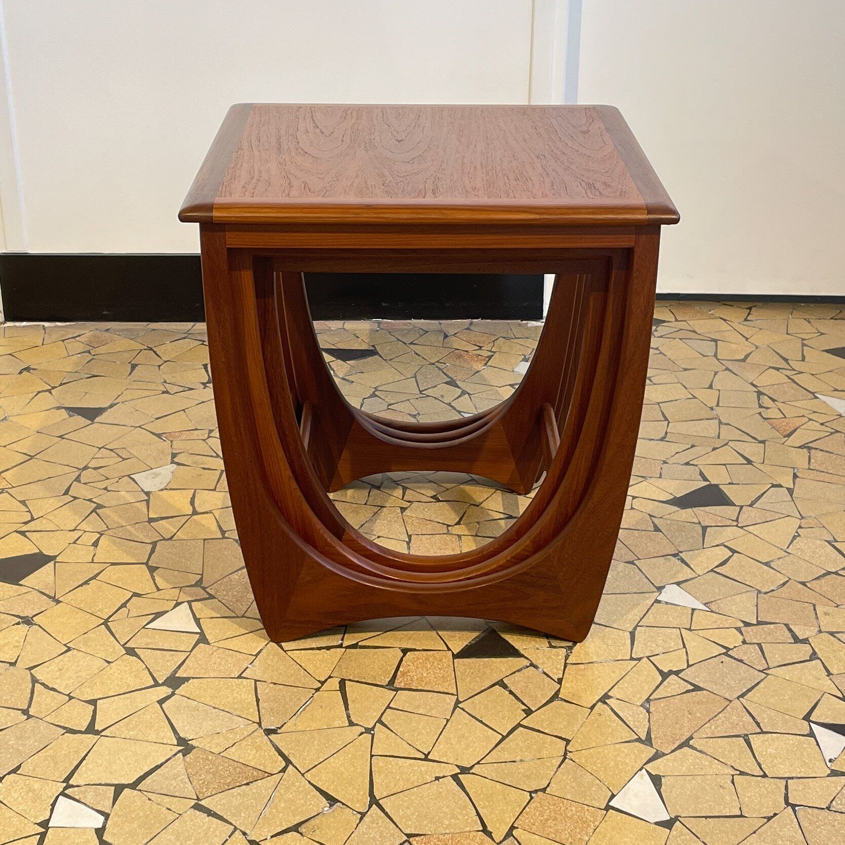 Teak trundle coffee table