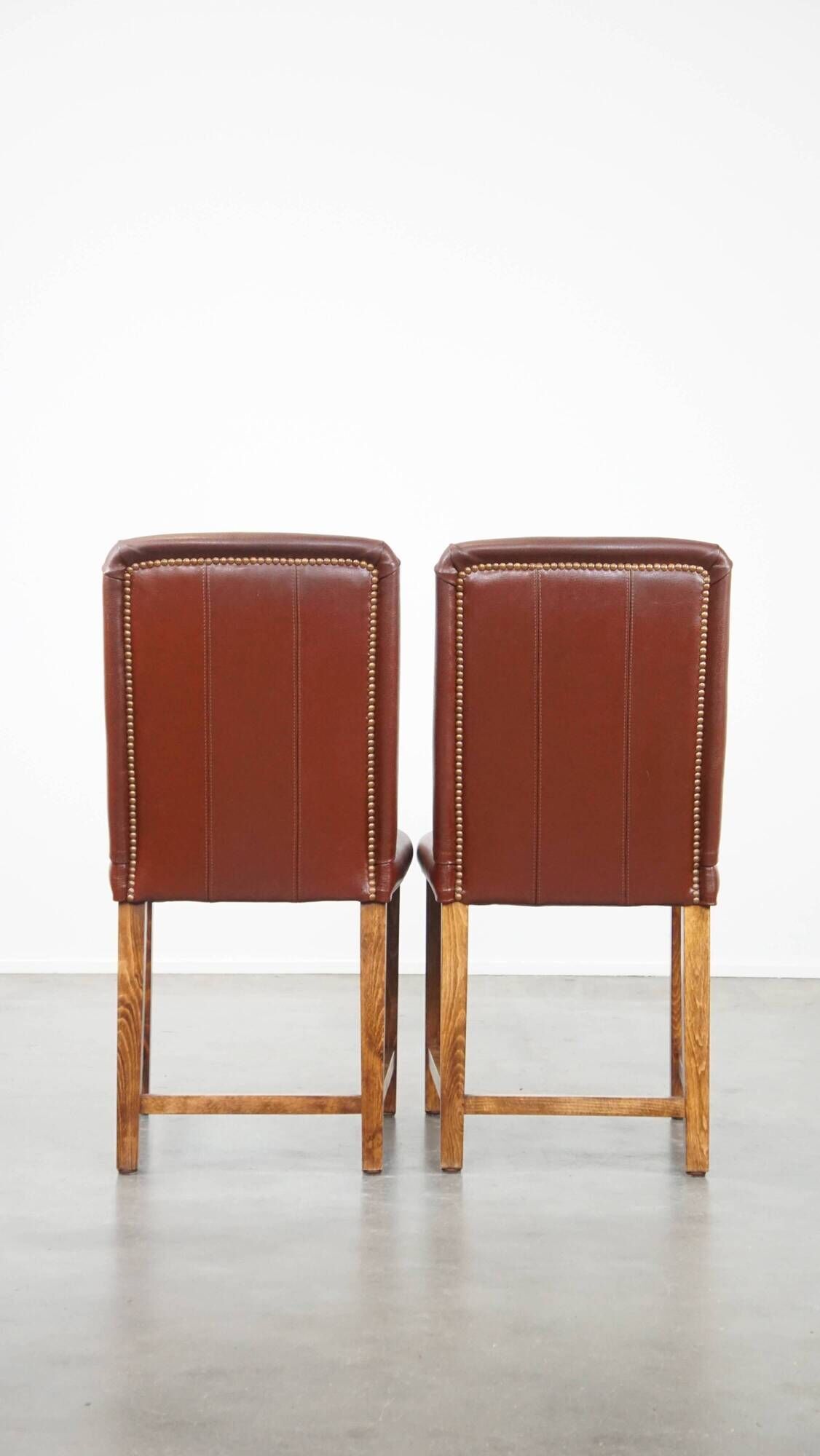 Set of 4 English style dining chairs in cognac-colored leather