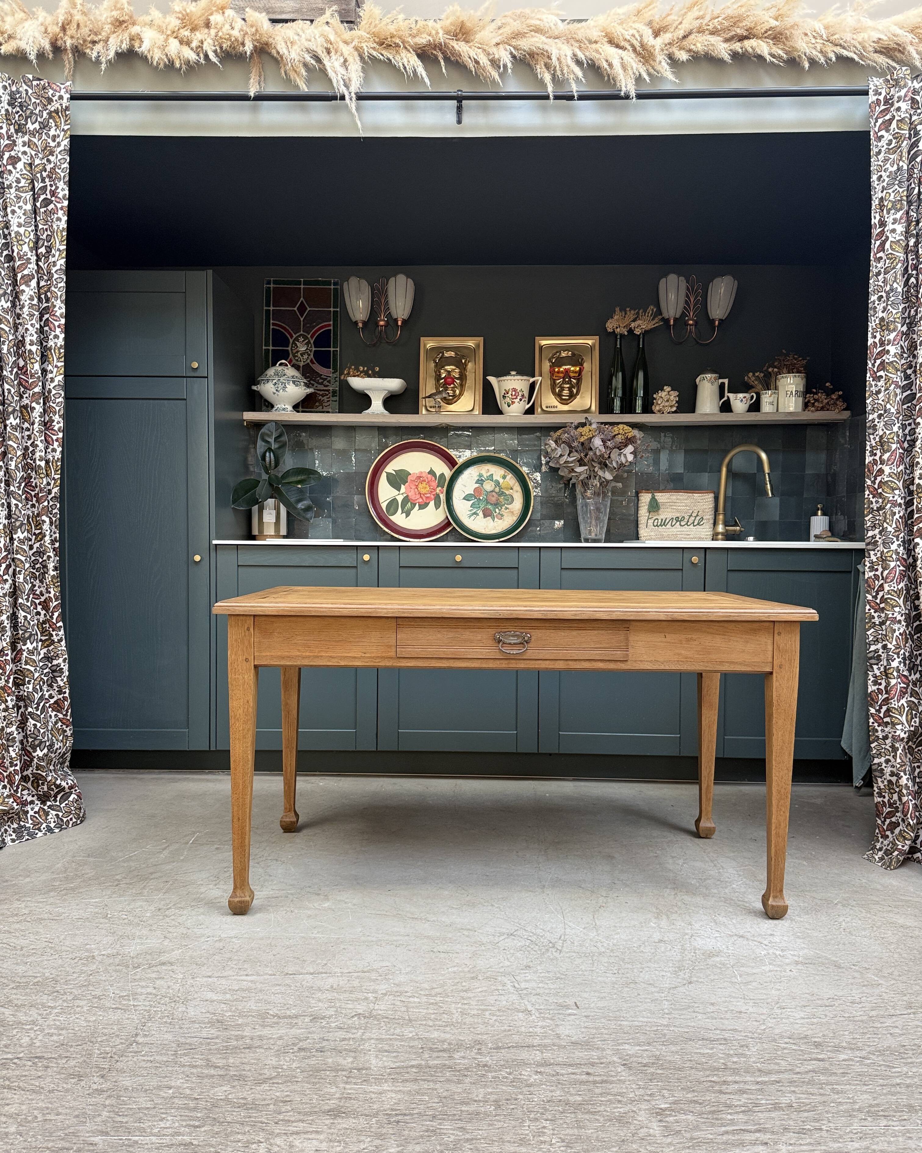 Antique solid oak table (renovated)