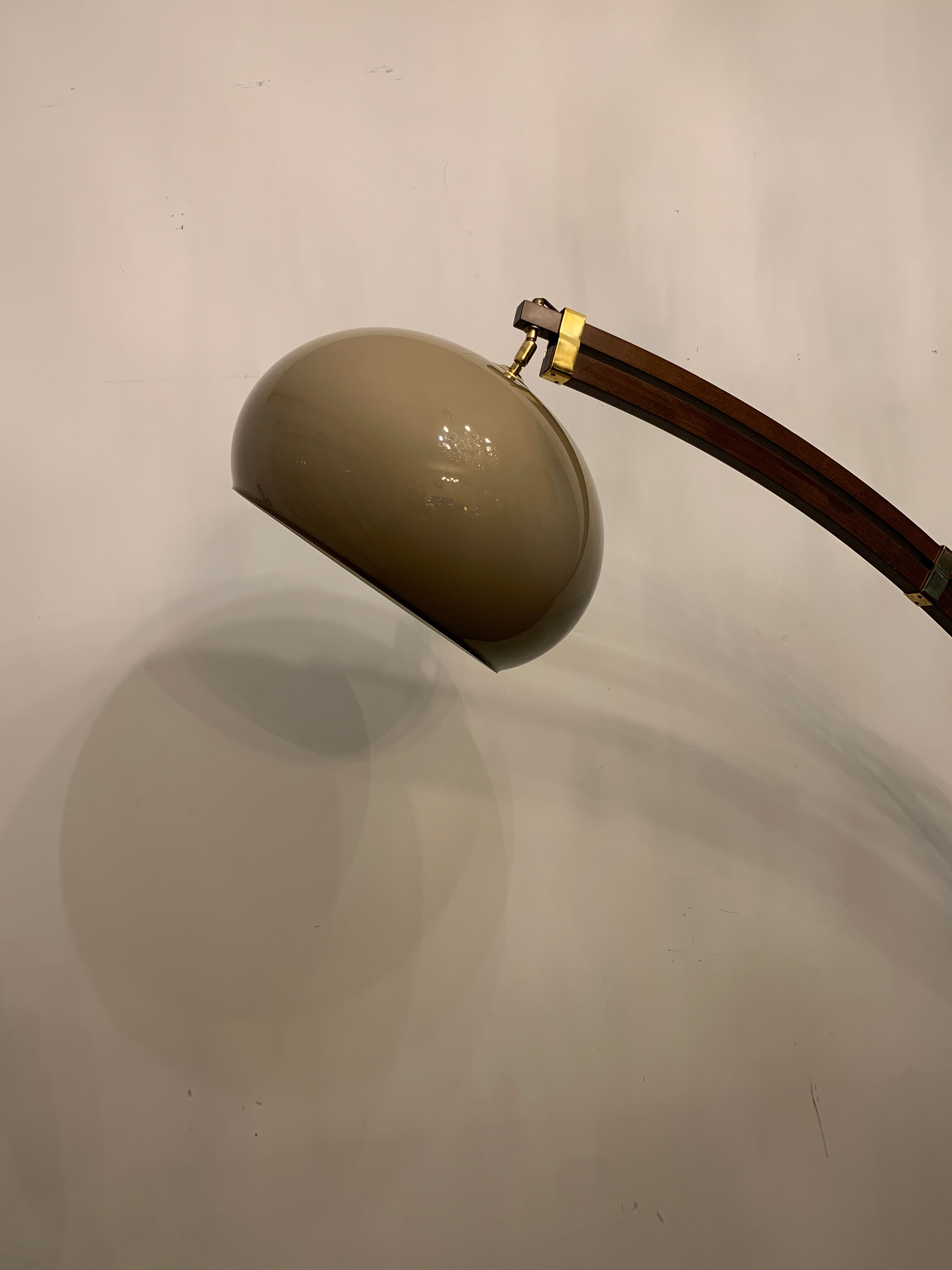 Adjustable and steerable wooden arch lamp lamp 1970