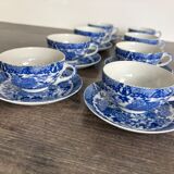 Service of 8 cups and saucers in Chinese blue porcelain.