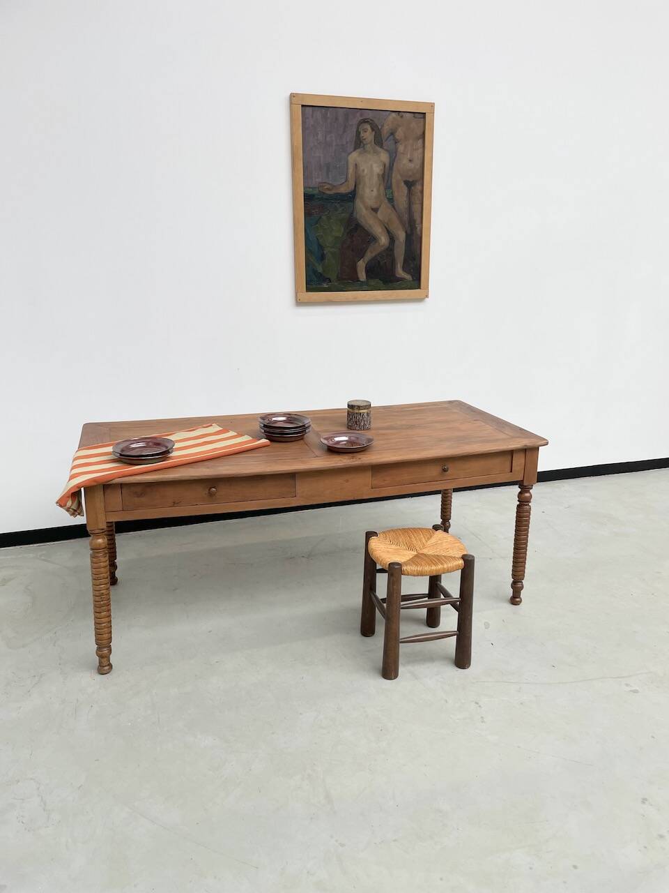 Walnut silk table 1900