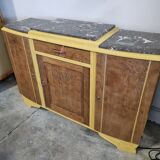 Buffet jaune