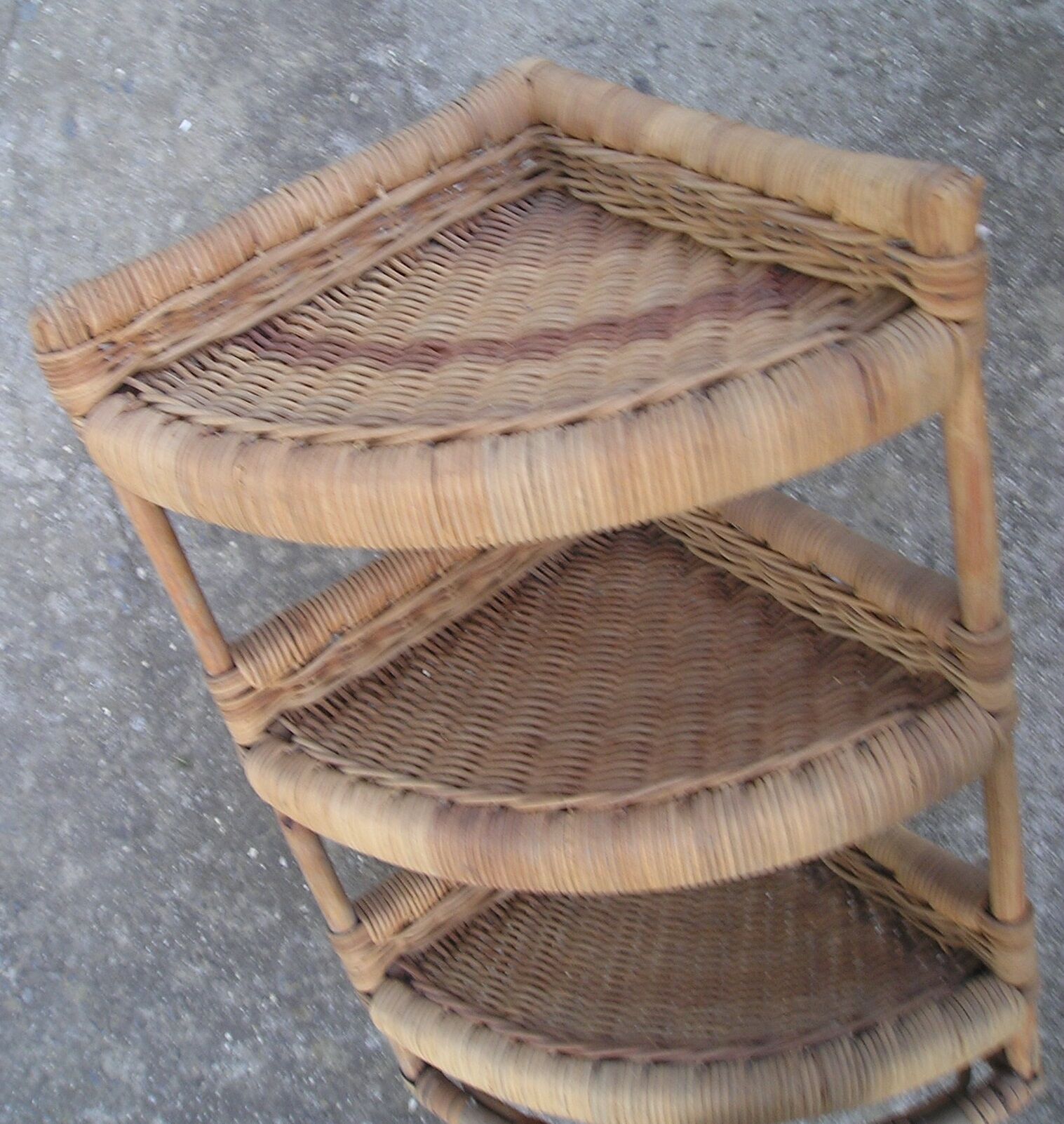 Corner Wicker rattan 60 - 70s shelf
