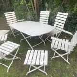 Complete garden furniture set in wood and metal