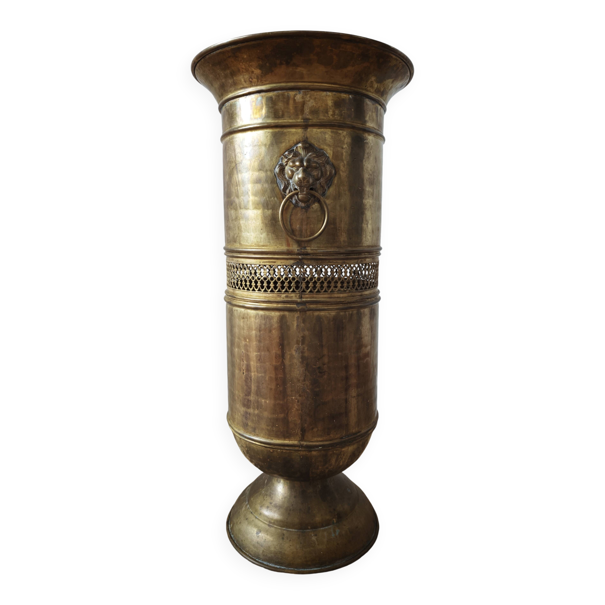 Vintage brass umbrella stand – lion head handles
