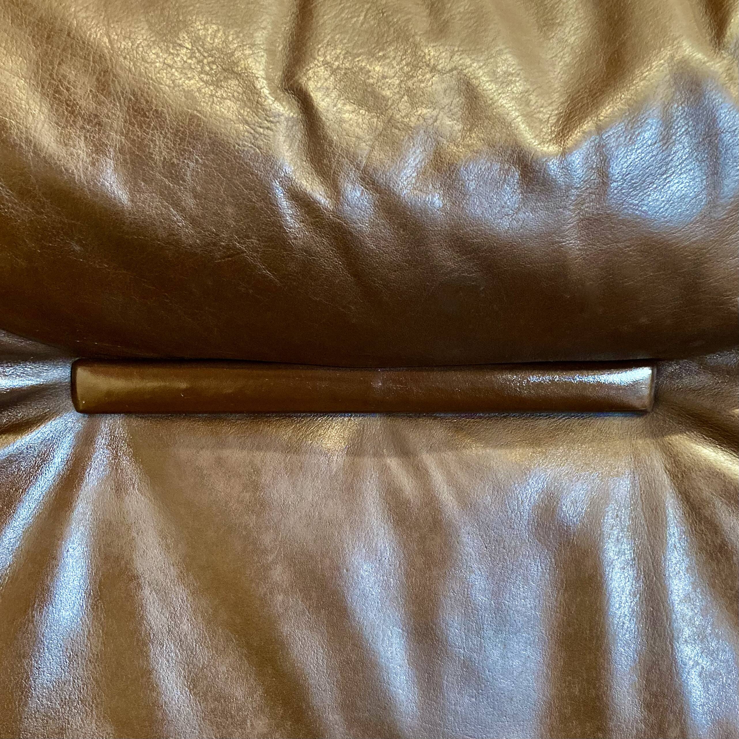 Duo de fauteuils cuir "design scandinave" 1950 "Ingmar Relling".
