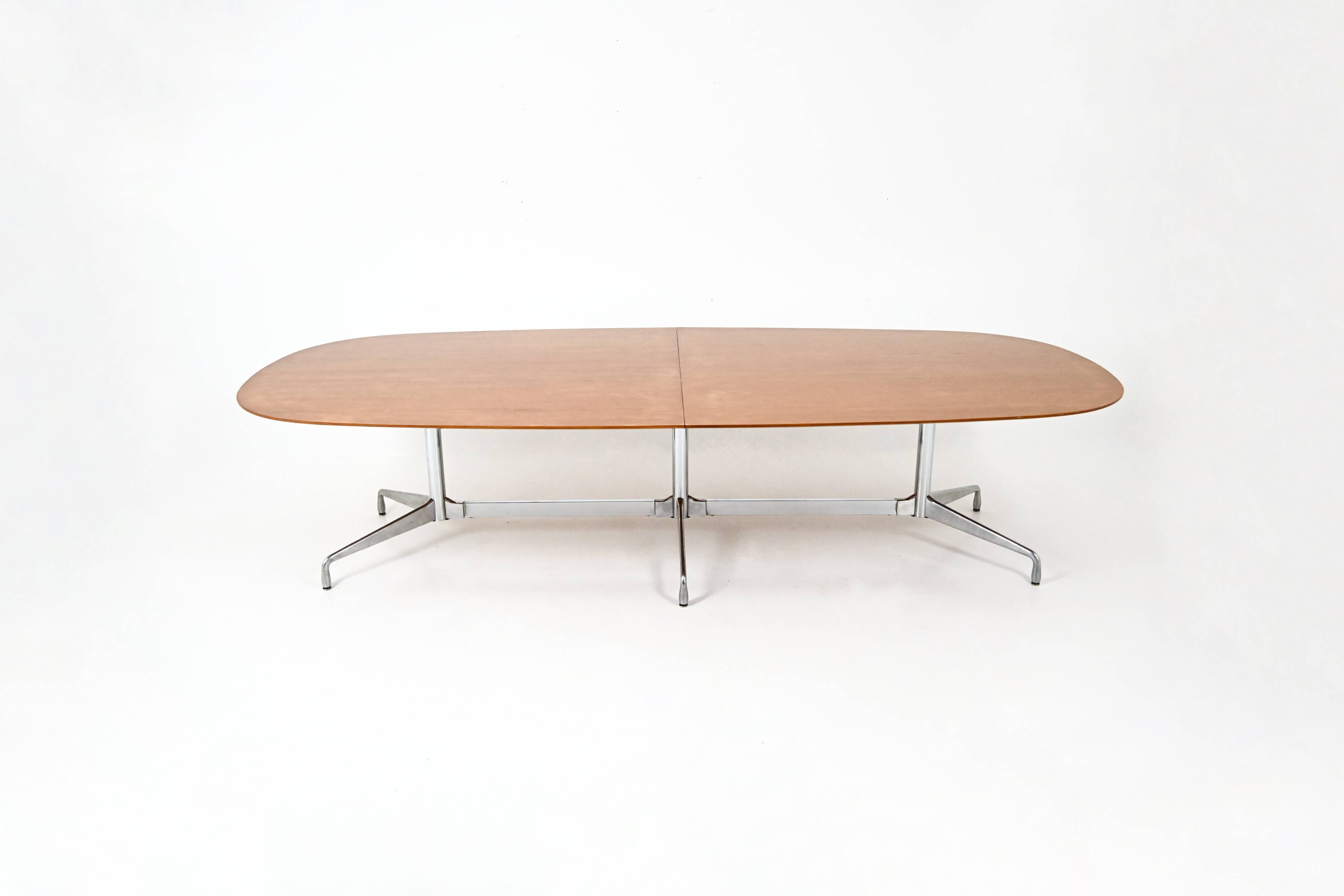 Table de Charles et Ray Eames pour Herman Miller, années 1970