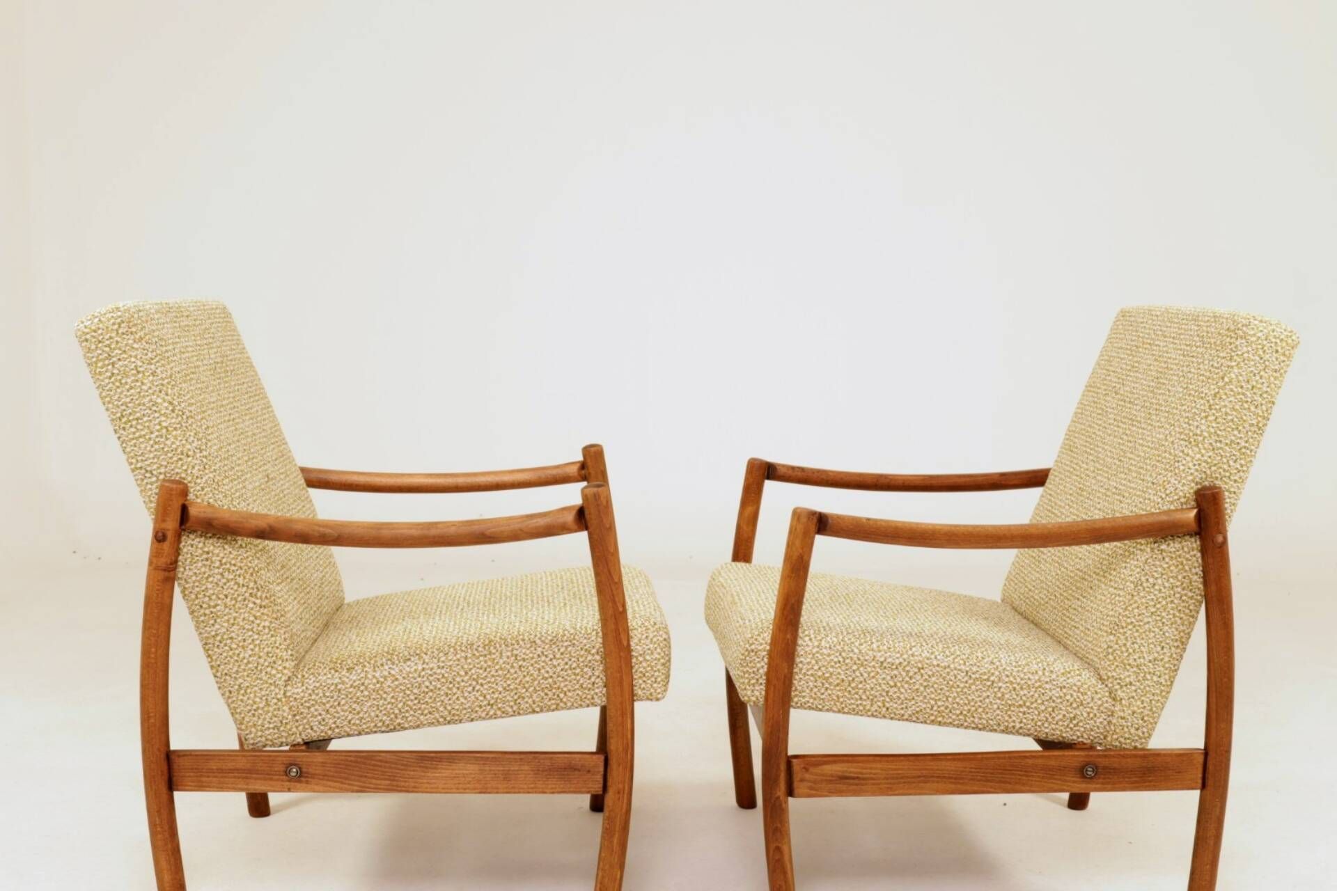 Pair of Scandinavian modern longue chairs green nebula 1970s