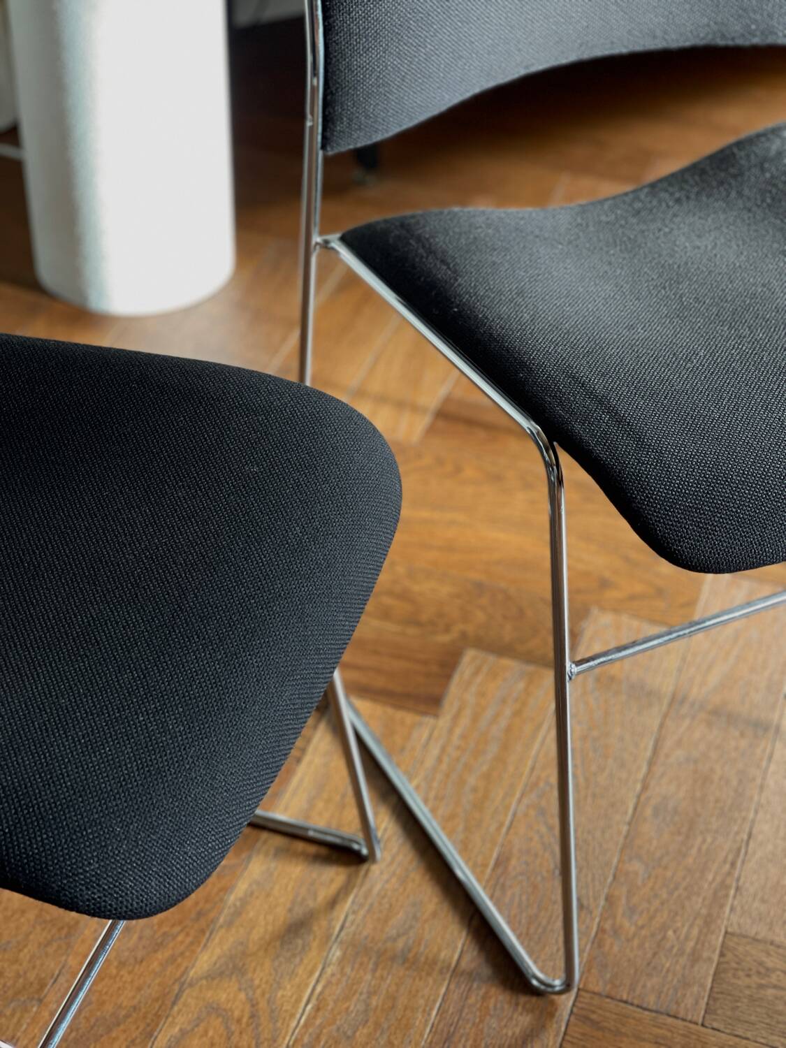 Lot de 4 chaises 40/4 David Rowland pour Howe – État exceptionnel