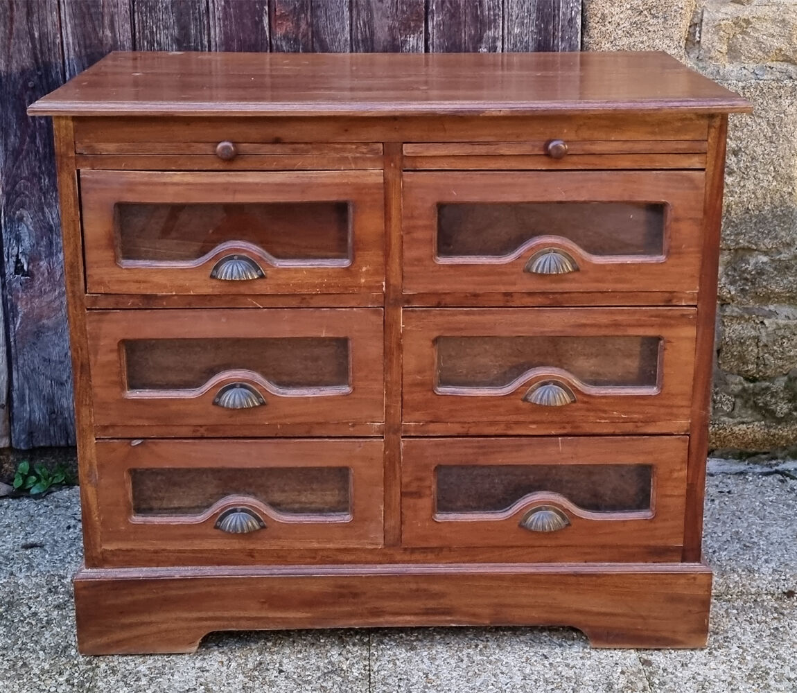 Furniture by trade: seed maker, haberdashery, solid wood