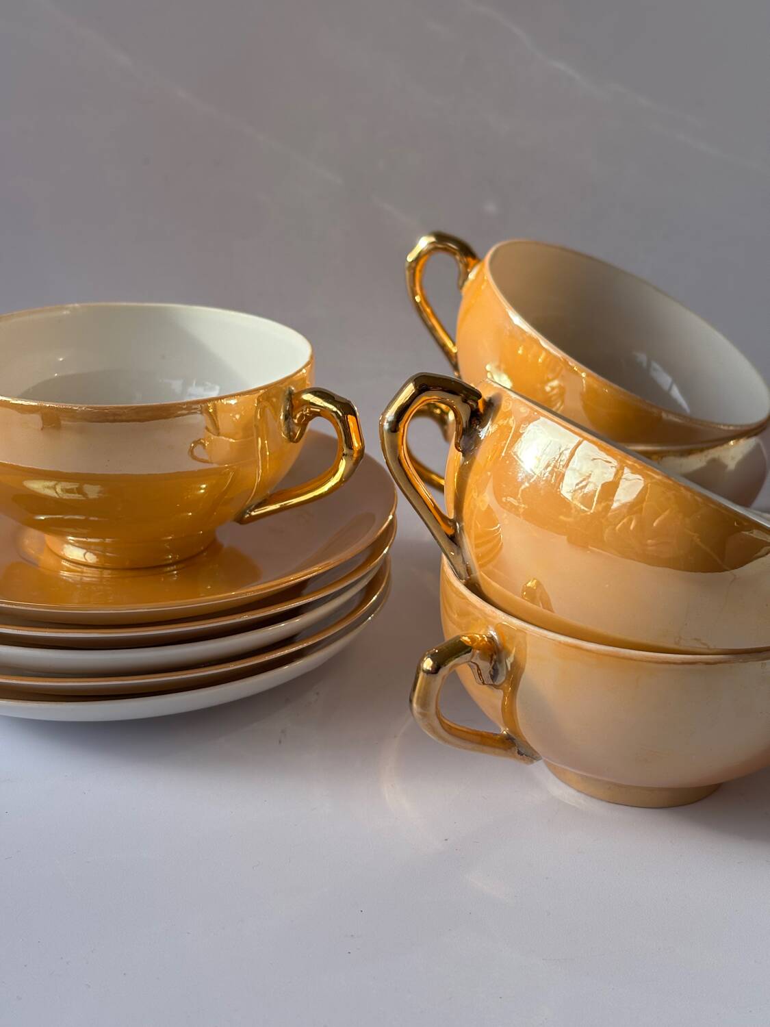 Service à café en porcelaine irisé 12 pièces 