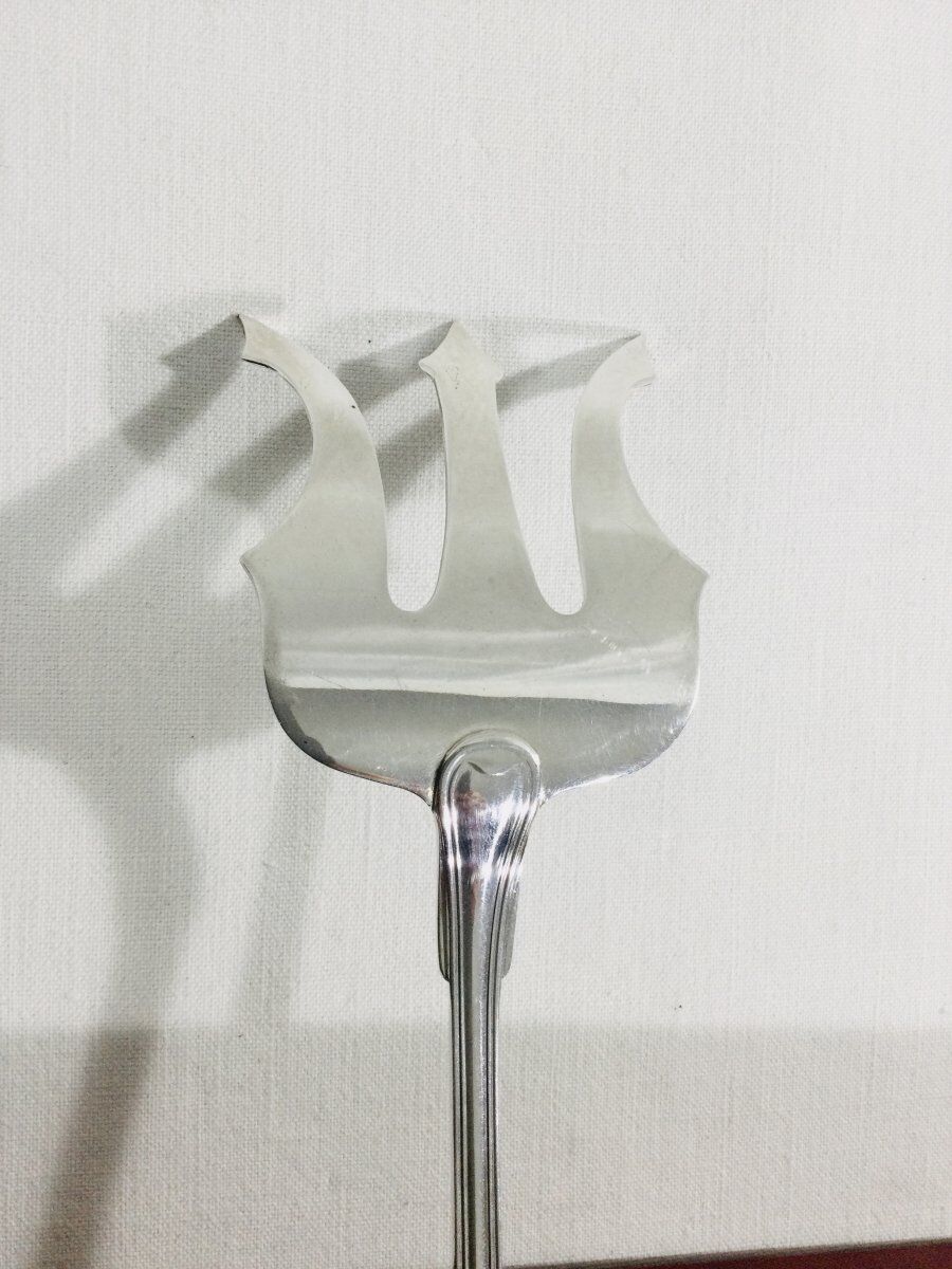 Saint Médard cutlery from service to fish net