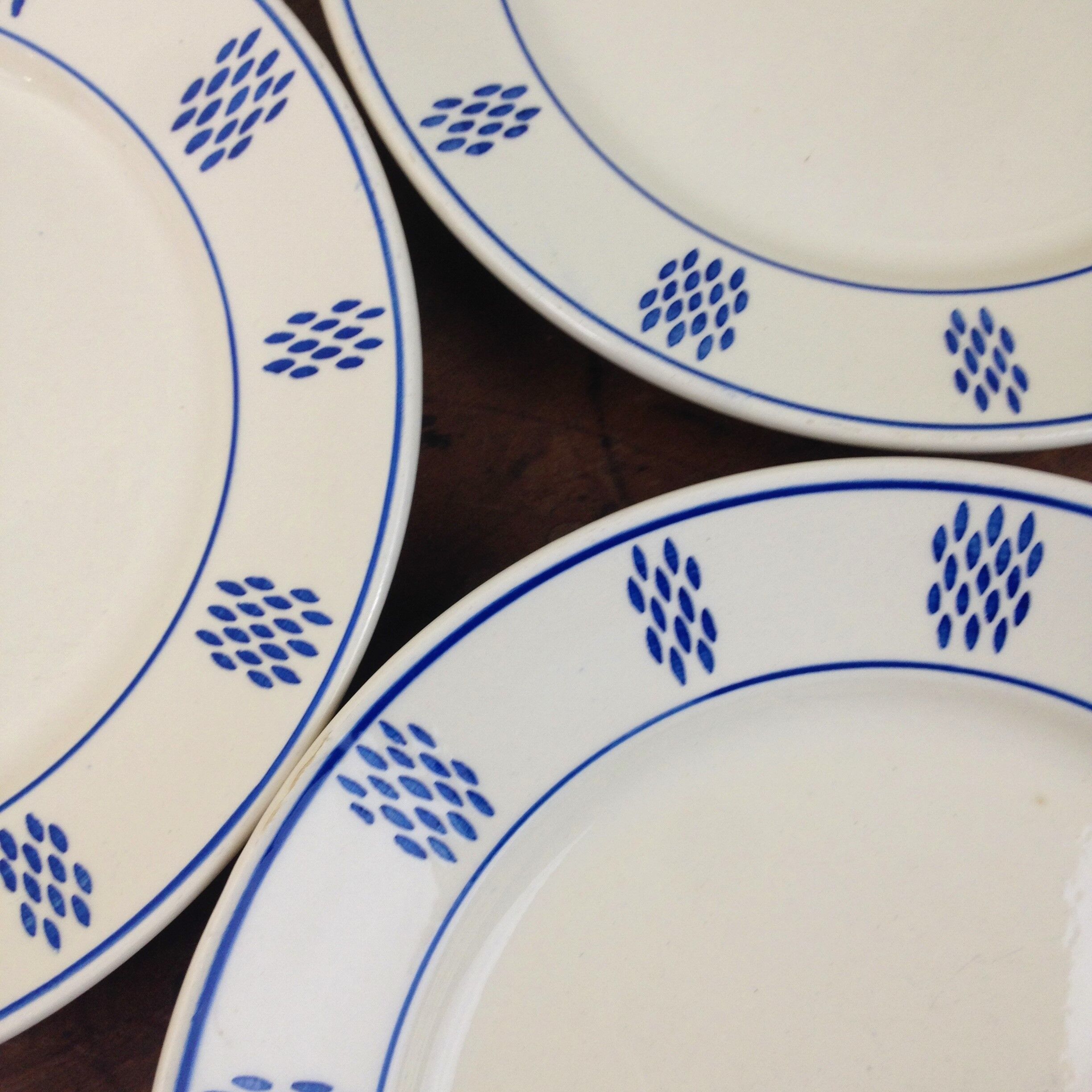 Six "Berthe" K & G Luneville  plates